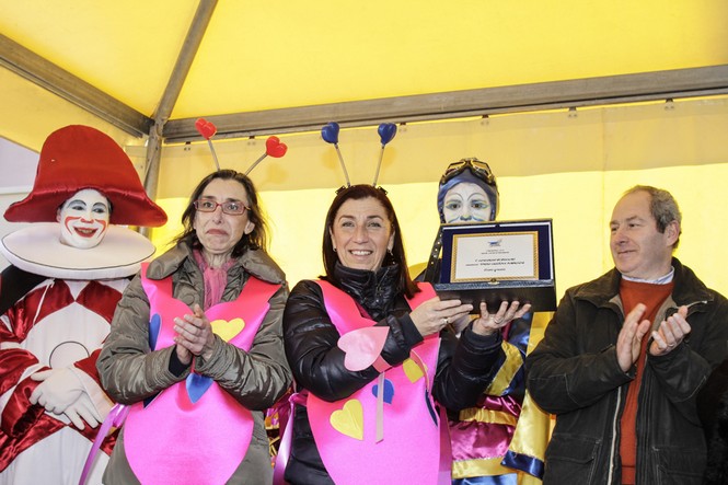 Ingrandisci la foto